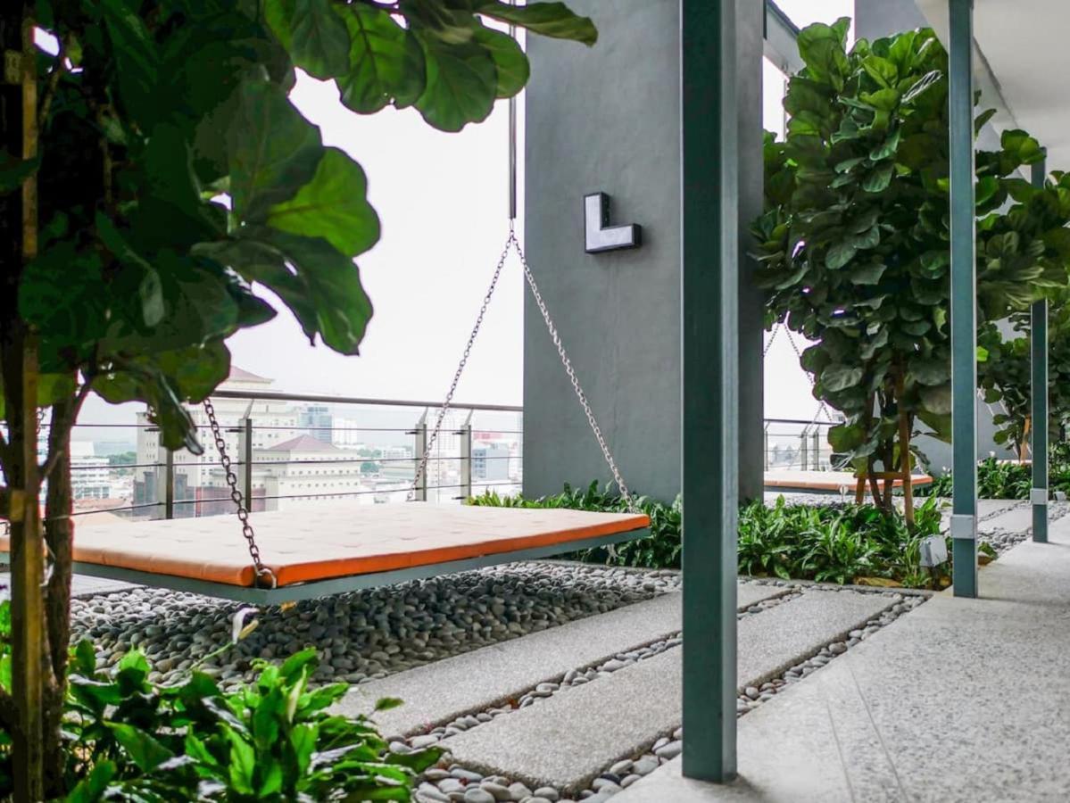 Tropicana 218 Macalister Netflix Seaview Pangsapuri Georgetown